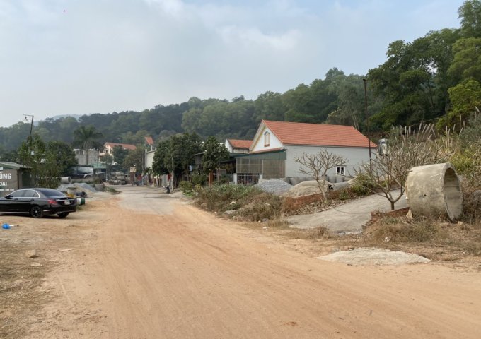 Chính chủ bán mảnh đất ở ngã 3 Hùng Thắng, Hạ Long,  Quảng Ninh