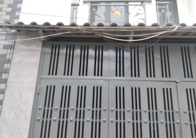 Bán nhà căn số 1 dien tích ngan 4 x dai 12 một trệt 2 lầu giá 5tỷ 800 triệu