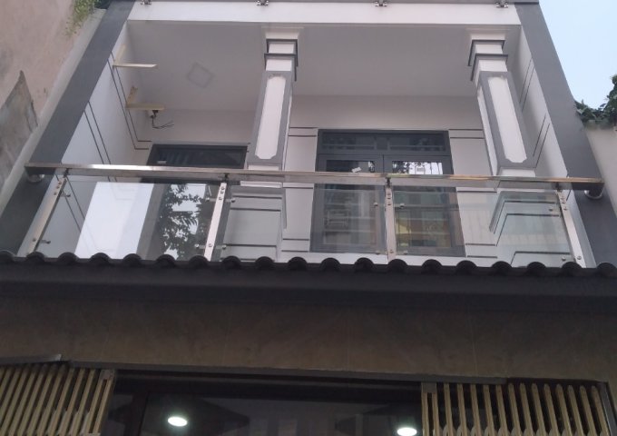 Bán nhà căn số 1 dien tích ngan 4 x dai 12 một trệt 2 lầu giá 5tỷ 800 triệu