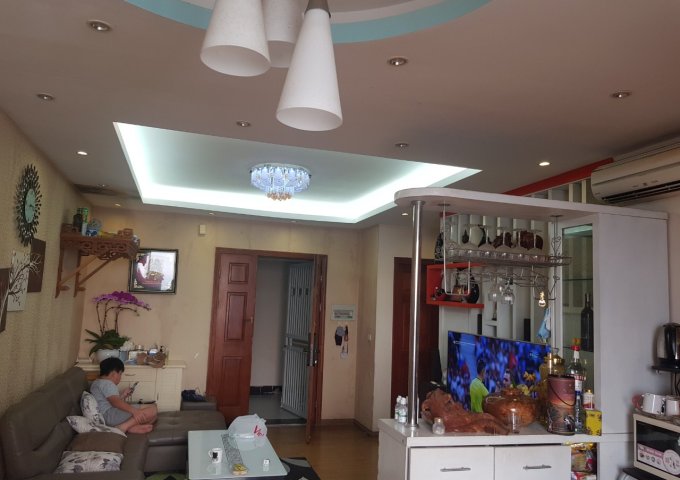 Cần bán căn hộ Pac 1 Tây Hồ chuyển sang cân to hơn