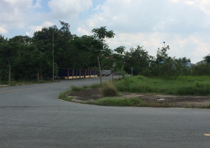 cần bán nền biệt thự khu dân cư an phú tây bình chánh. lô góc đường chính đẹp nhất dự án.