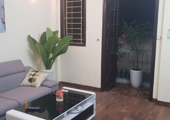 Chính chủ cần bán nhà 5 tầng ( căn góc) vị trí đẹp địa chỉ Ngách 35 ngõ 468 bạch mai- hà nội