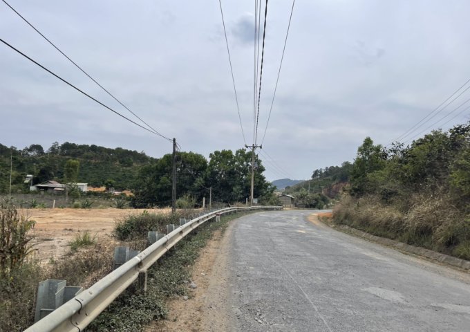 B12; CẦN BÁN 7 HECTA. ĐỐI DIỆN THUỶ ĐIỆN ĐẠI NINH. CÁCH QUỐC LỘ 28B 300M, ĐƯỜNG LỚN XE BEN CHẠY ( LÀM ĐƯỜNG NHỰA 6M VÔ TỚI ĐẤT.).Đ/C: TÀ HINE, HUYỆN ĐỨC TRỌNG, TỈNH LÂM ĐỒNG