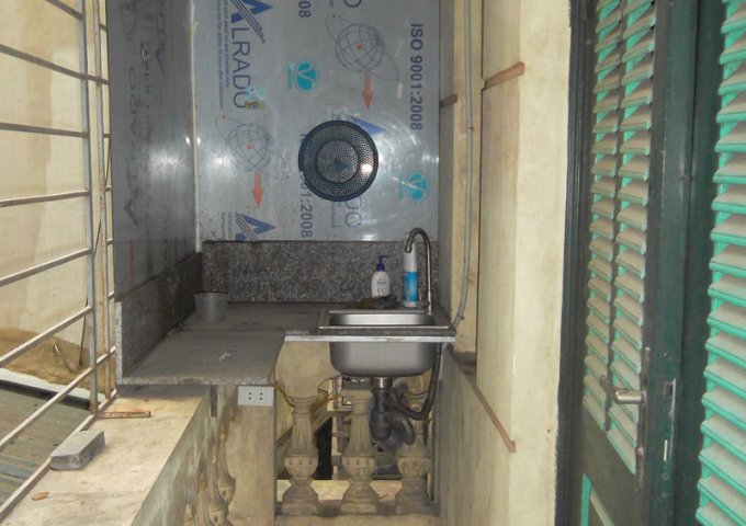 Cho thuê phòng số 8 ngách 68 ngõ 406 Âu Cơ, Tây Hồ, Hà Nội