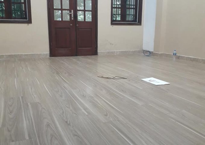 Cho thuê nhà ngõ 36 Hoàng Ngọc Phách, 50m2x4T, vị trí đẹp, khu phân lô, giá 16 tr/th