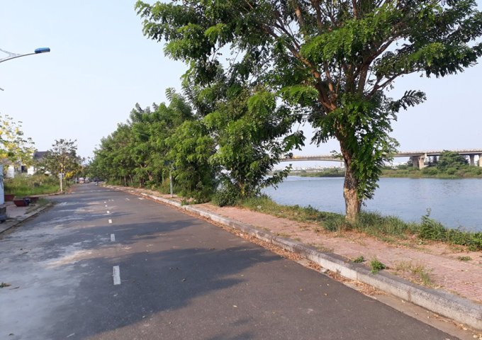 Cần bán đất mặt tiền Nguyễn Đức Thuận, bãi tắm Sơn Thuỷ, cạnh Crown, gần khu Saphira.