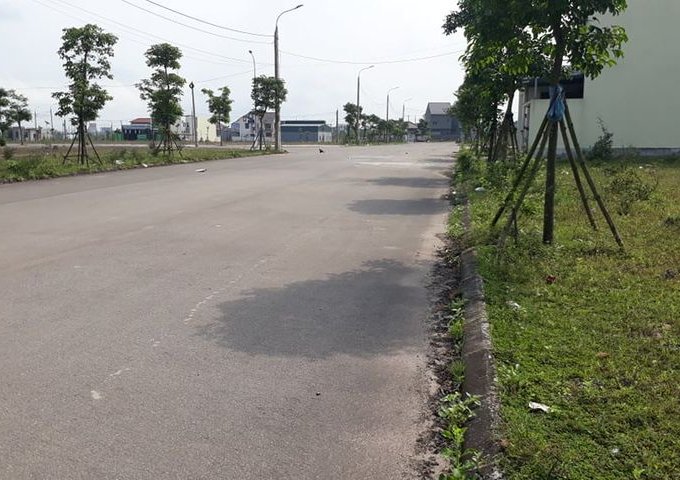 Nam Đông Hà - Đường Lạc Long Quân 19,5m 1ti2xx