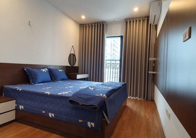 Bán căn hộ 2 phòng ngủ full nội thất cao cấp ở The Emerald CT8, giá 2.6 tỷ, lh: 0967839010