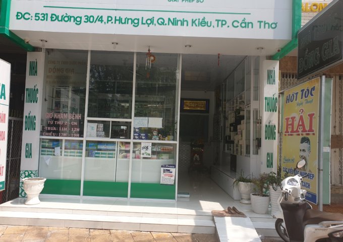 Bán nhà 1 trệt 1 lầu mặt tiền đường 30/4 đoạn gần Trần Hoàng Na , dt 5 x 22 , giá tốt .