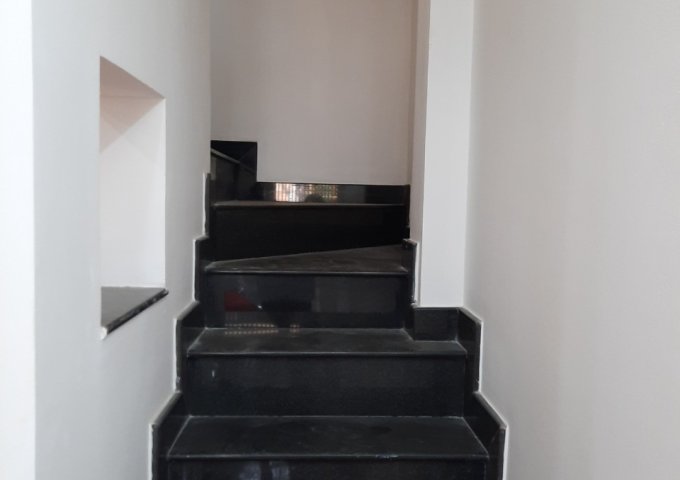 CHÍNH CHỦ CẦN BÁN GẤP NHÀ PHỐ 1 TRỆT 3 LẦU NGAY NGÃ 6 GÒ VẤP