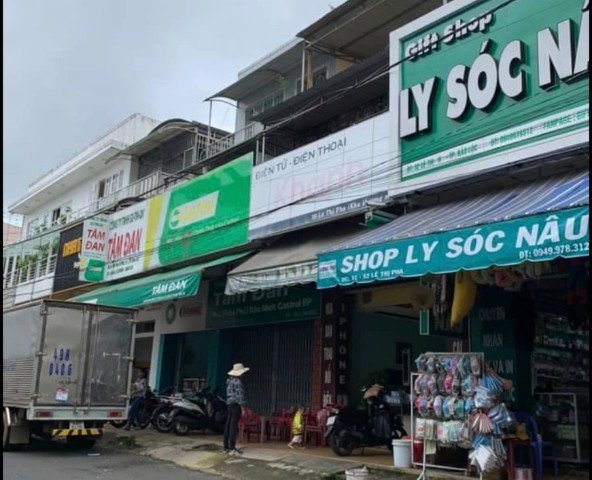 CHÍNH CHỦ CẦN BÁN NHÀ 1 TRỆT, 1 LẦU, 1 LỬNG MẶT TIỀN ĐƯỜNG LÊ THỊ PHA – P1 – TP BẢO LỘC. LIÊN HỆ: 0988931801