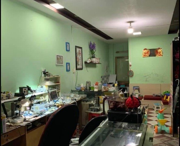 CHÍNH CHỦ CẦN BÁN NHÀ 1 TRỆT, 1 LẦU, 1 LỬNG MẶT TIỀN ĐƯỜNG LÊ THỊ PHA – P1 – TP BẢO LỘC. LIÊN HỆ: 0988931801