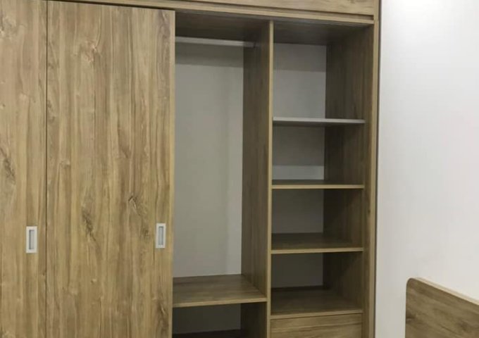 Căn hộ cho thuê tại Gold Season 47 Nguyễn Tuân: 2PN, 60m2 nội thất cơ bản, giá 10tr