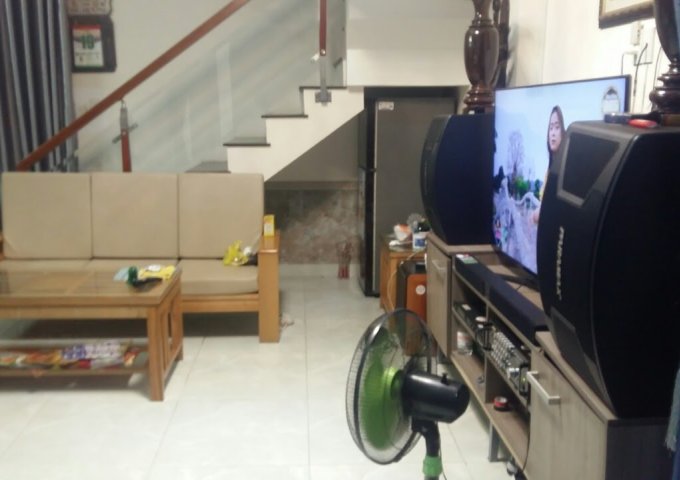 Bán nhà 2 tầng kiệt 447 Đường Núi Thành, Hải Châu giá rẻ 