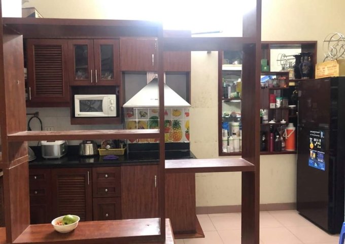 CHÍNH CHỦ BÁN NHÀ 3 TẦNG SỐ 17,NGÕ 98 HOÀNG NGÂN, TRUNG HÒA, CẦU GIẤY, HÀ NỘI . FULL NỘI THẤT. GIÁ TỐT, LH 0868611385