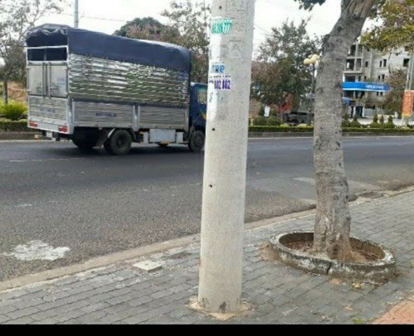 CÒN MỘT LÔ DUY NHẤT VỊ TRÍ ĐẮC ĐỊA MẶT TIỀN PHẠM VĂN ĐỒNG.PHƯỜNG TRẦN HƯNG ĐẠO , TP KON TUM, TỈNH KON TUM