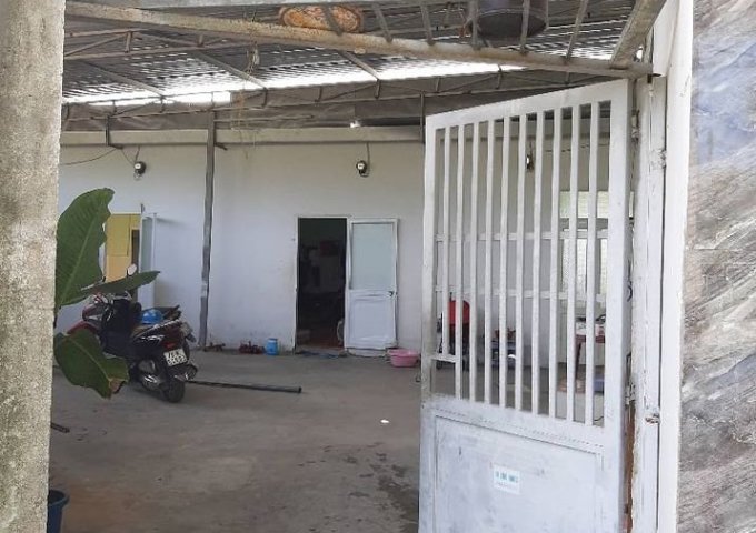 CHÍNH CHỦ CẦN TIỀN BÁN GẤP NHÀ ĐẤT GẦN KHU DU LỊCH IRESORT NHA TRANG.