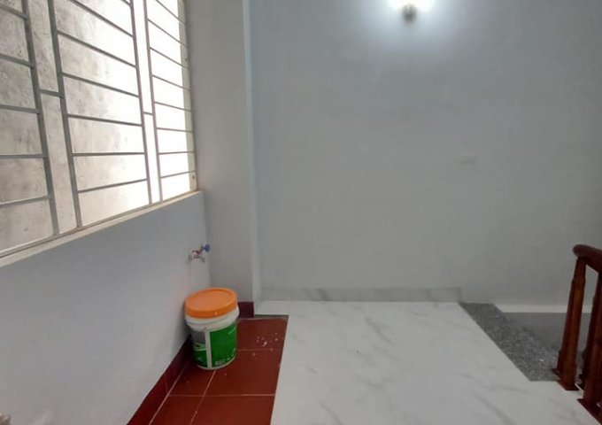 Bán nhà riêng tại ngõ 33 Tả Thanh Oai,Thanh Trì 43m2 x 4T giá 2.4 tỷ