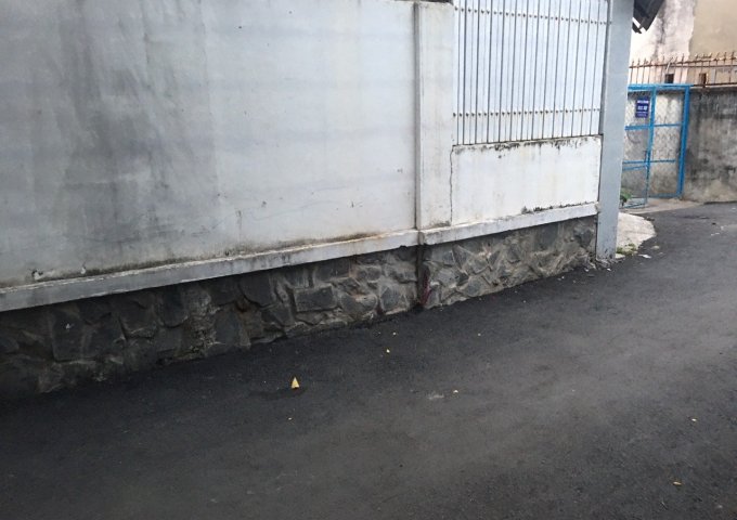 CHÍNH CHỦ BÁN NHÀ CẤP 4 ( XÂY DỰNG KIỂU 2 CĂN NHÀ CẤP 4 ) VÀ 2 DÃY PHÒNG TRỌ - TT TP THỦ ĐỨC.