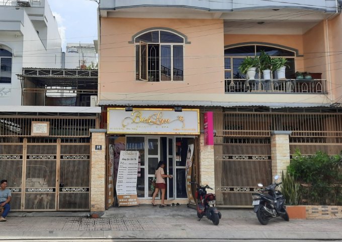 CHÍNH CHỦ CẦN NHÀ ĐẤT RỘNG ĐƯỜNG CỬU LONG,PHƯỜNG PHƯỚC HOÀ, TP NHA TRANG