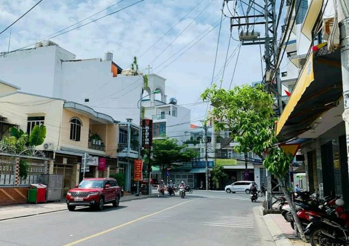 CHÍNH CHỦ CẦN NHÀ ĐẤT RỘNG ĐƯỜNG CỬU LONG,PHƯỜNG PHƯỚC HOÀ, TP NHA TRANG