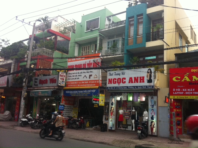 cần bán nhà mặt tiền đường Nơ Trang Long, Bình Thạnh 4x20m, 3 tầng