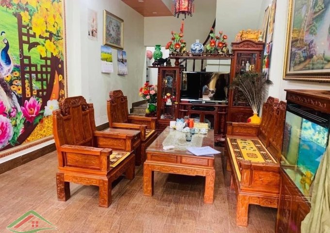 NHÀ PHÂN LÔ CHÍNH CHỦ CẦN BÁN THUỘC PHƯỜNG YÊN PHỤ , Q. TÂY HỒ, HÀ NỘI . LIÊN HỆ 0326769885 (MS. CHÂU)