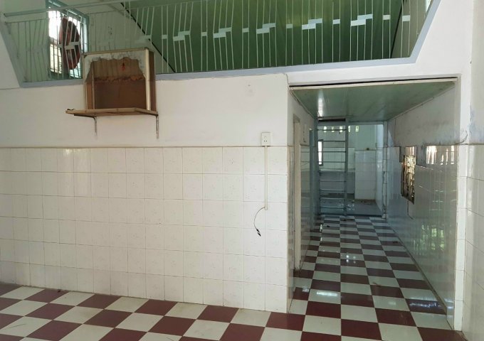 Chính Chủ Cần bán nhà mặt tiền đường Phan Đình Phùng.