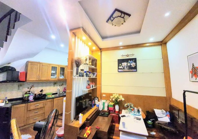 BÁN NHÀ KIM NGƯU - TRUNG TÂM QUẬN HAI BÀ TRƯNG - GẦN Ô TÔ - NHÀ ĐẸP - DÂN XÂY. LH: 0927084761