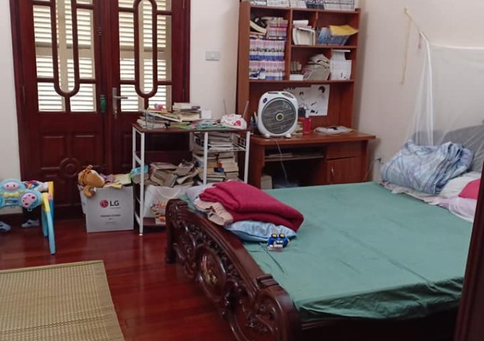 Mặt phố Phạm Tuấn Tài, KD, VP, an sinh đỉnh, DTSD 63m, 5T, 16 tỷ.