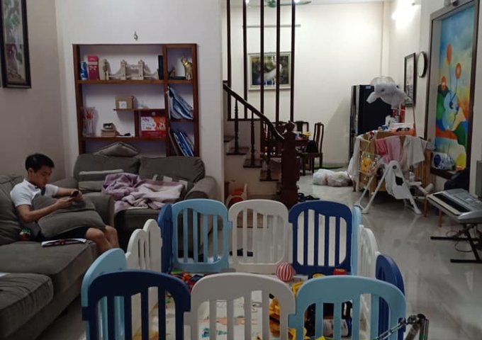 Mặt phố Phạm Tuấn Tài, KD, VP, an sinh đỉnh, DTSD 63m, 5T, 16 tỷ.