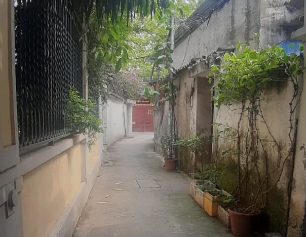 Bán nhà Nguyễn Chính, Hoàng Mai, Đất đẹp, Sổ vuông 40m2, 2.35tỷ.