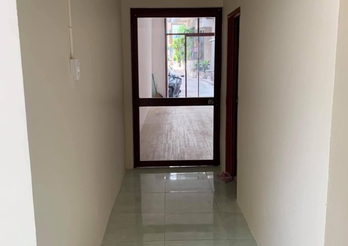 CẦN BÁN GẤP NHÀ NGUYÊN CĂN THÔNG SUỐT MT NGUYỄN ÁI QUỐC, P.TÂN TIẾN, TP.BIÊN HÒA, ĐN. LHCC: 0938513728 - 0964750622