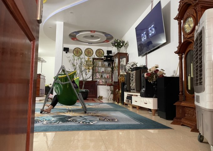 CHÍNH CHỦ CẦN BÁN NHÀ MẶT ĐƯỜNG 2 TẦNG TẠI TỔ 12, P. HỮU NGHỊ, TP. HÒA BÌNH,TỈNH HÒA BÌNH LIÊN HỆ: 0982895999- 0385829999.