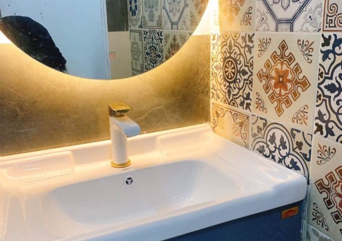 CẦN BÁN NHÀ HẺM XE HƠI HUỲNH VĂN BÁNH, PHÚ NHUẬN