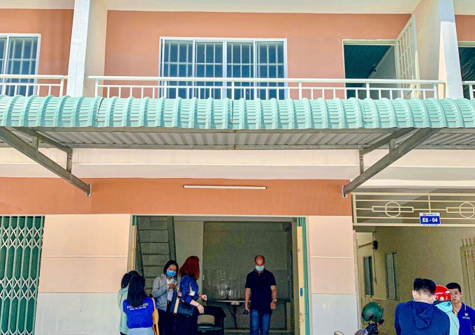 BÁN NHÀ TT LAI UYÊN - BÀU BÀNG - BÌNH DƯƠNG - 1 TRỆT, 1 LẦU VÀ DÃY TRỌ 4 PHÒNG CHO THUÊ THU NHẬP HÀNG THÁNG.