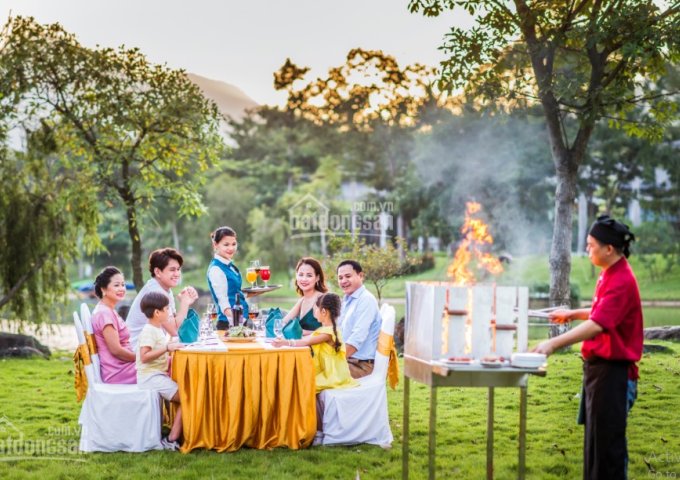 BIỆT THỰ SONG LẬP VÀ ĐƠN LẬP KHU C XANH VILLAS ĐÃ CHÍNH THỨC RA MẮT. LIÊN HỆ NGAY ĐỂ ĐƯỢC TƯ VẤN VÀ ĐẶT CỌC TẠI DỰ ÁN XANH VILLAS, ĐƯỜNG ĐẠI LỘ THĂNG LONG, XÃ TIẾN XUÂN, THẠCH THẤT, HÀ NỘI . LH: 0335316586