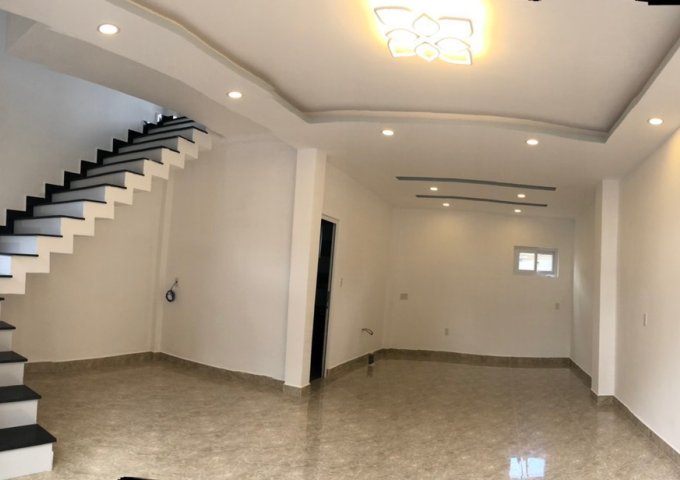 CHỦ KẸT TIỀN BÁN GẤP NHÀ MỚI XÂY THIẾT KẾ HIỆN ĐẠI TẠI ĐƯỜNG NGUYÊN TỬ LỰC P8.THÀNH PHỐ ĐÀ LẠT