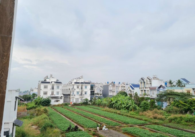 CƠ HỘI TỐT ĐỂ SỞ HỮU CĂN NHÀ MẶT TIỀN DÃY TX33 61/9 TX33, P.THẠNH XUÂN, Q12 .