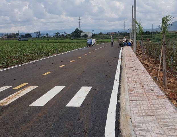 CẦN RA GẤP 1 SỐ LÔ MẶT TIỀN ĐƯỜNG NHỰA TẠI TT LIÊN NGHĨA - ĐỨC TRỌNG