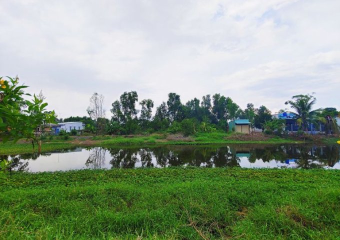 Giá chỉ 3,6tr/m2 đã sở hữu đất kèm sẵn biệt thự ven sông xây kiên cố ngay thị trấn Cần Giuộc.