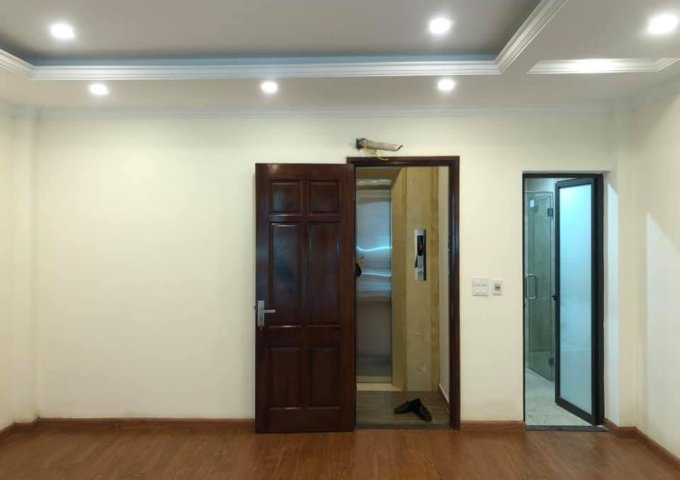 Nhà Đẹp : Phố Mạc Thái Tổ - Phân Lô - Thang Máy - Ô tô, Diện Tích 40m2 7 tầng Giá 10.5 tỷ