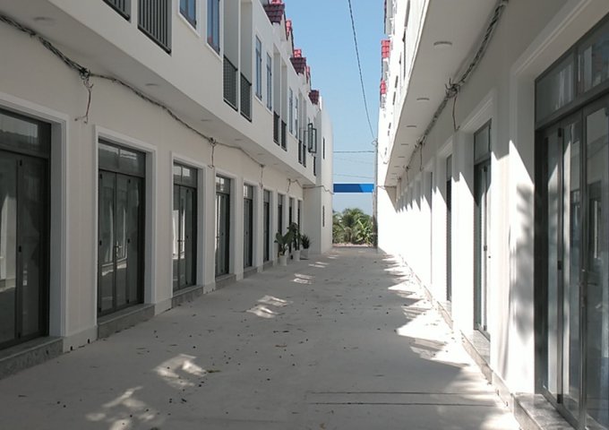 CHÍNH CHỦ BÁN NHÀ ĐẸP TẠI XÃ MỸ HẠNH NAM - HUYỆN ĐỨC HÒA - LONG AN