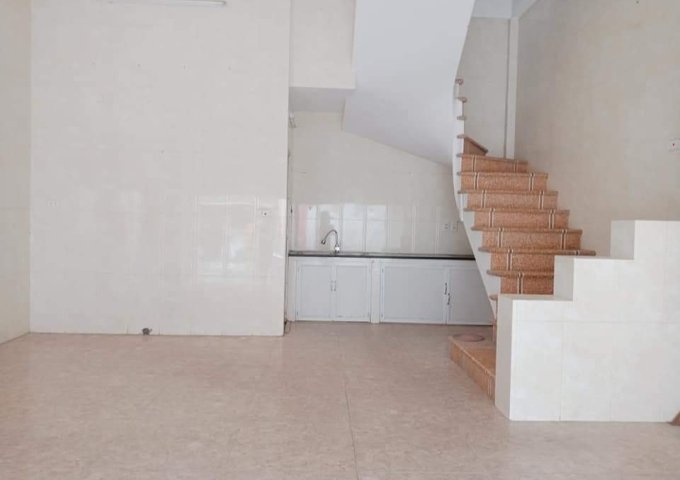 Bán Nhà Kinh Doanh Phố Gia Quất