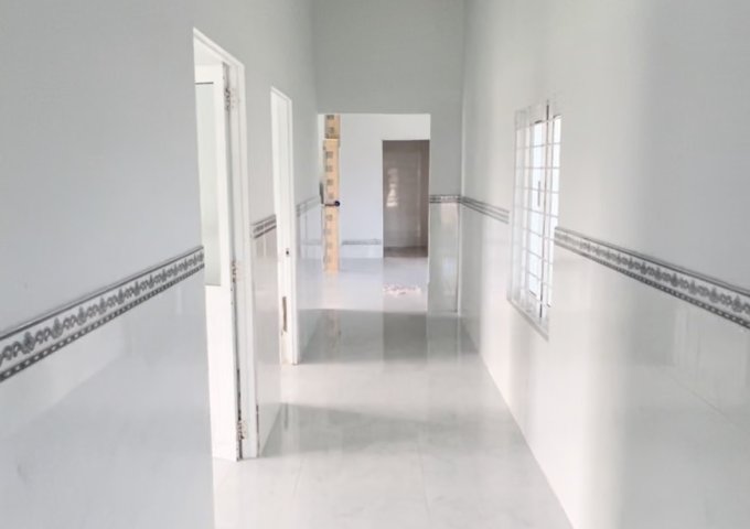 CHÍNH CHỦ CẦN BÁN NHÀ ĐẸP VỊ TRÍ ĐẮC ĐỊA TẠI THỊ XÃ NINH HÒA, TỈNH KHÁNH HÒA