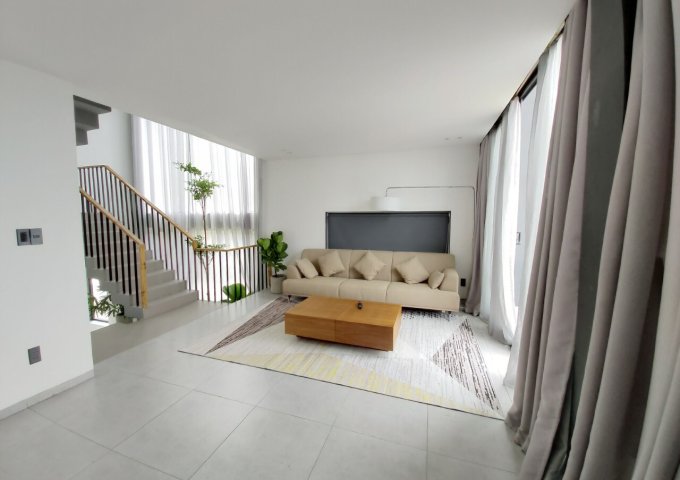 CẦN BÁN VILLA THIẾT KẾ HIỆN ĐẠI NGAY TRUNG TÂM TP ĐÀ LẠT - LÂM ĐỒNG