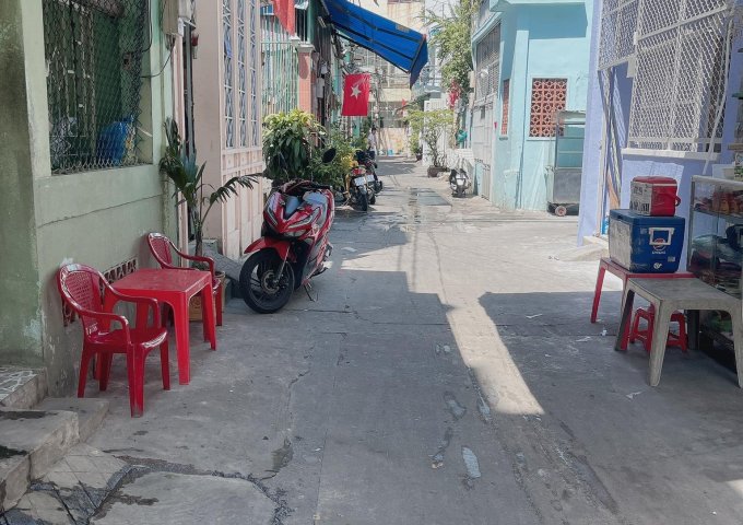 TẶNG QUÀ GIÁ TRỊ KHI MUA NHÀ ĐẸP HXH 5PN, ĐƯỜNG CMT8 QUẬN 10, 4,5 X 12,9M, GIÁ CHỈ 8,8 TỶ.