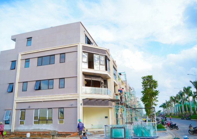 CẦN BÁN CĂN GÓC SHOPHOUSE VIEW CÔNG VIÊN KHU ĐÔ THỊ GEM SKY WORLD