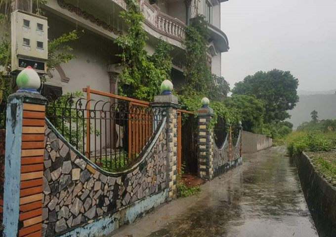 Nhà ở tại Khu Quang Trung, phường Mạo Khê, thị xã Đông Triều, tỉnh Quảng Ninh.