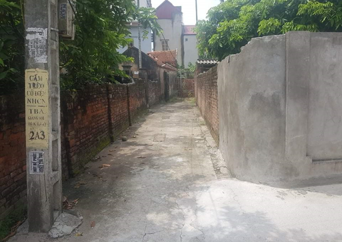 Đất ở tại thôn Giang Soi, xã Đồng Tiến, huyện Ứng Hòa, thành phố Hà Nội.